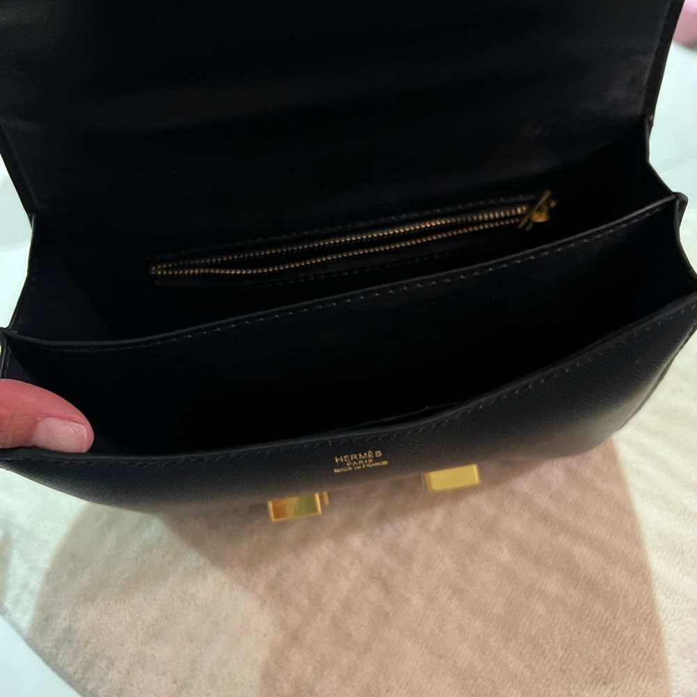 Black crossbody - Picture 10 of 10